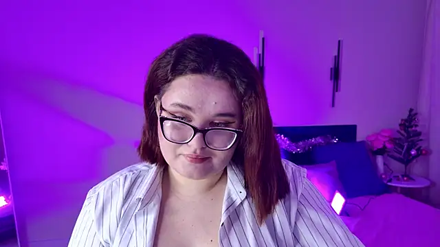 Jessica Joy online show from 01.04.25