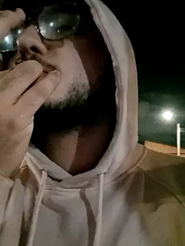 Nene1325 online show from 12.19.24