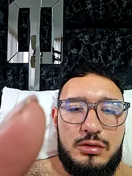 Nene1325 online show from 02.22.25