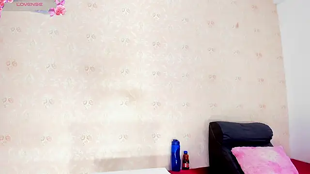 SARA COLLIINS  online show from 09.15.25