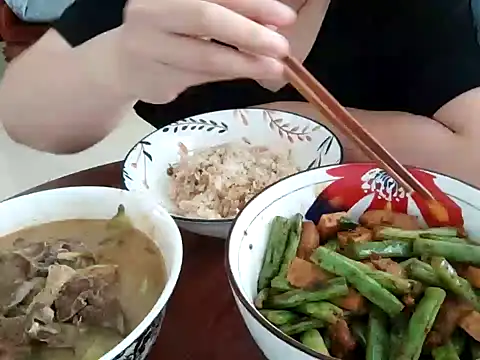 Weiwei5200 online show from 05.09.26