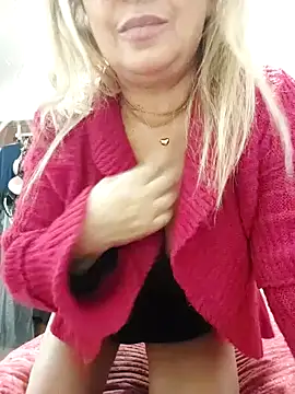 Emmamilfita online show from 12.08.24