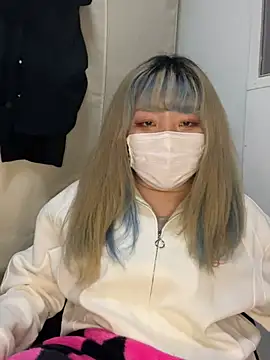 YUNA-yuna online show from 12.28.24