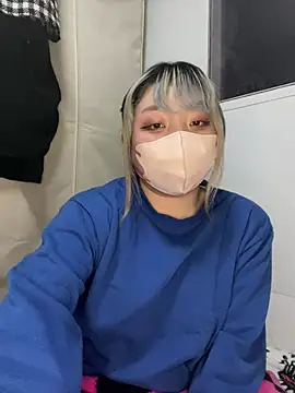 YUNA-yuna online show from 01.09.25