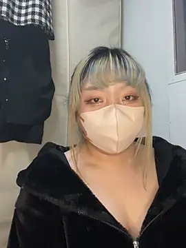 YUNA-yuna online show from 01.14.25