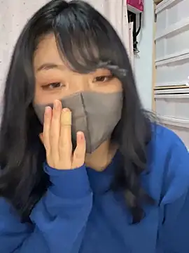 YUNA-yuna online show from 02.01.25