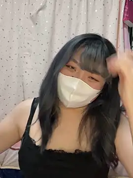 YUNA-yuna online show from 02.13.25