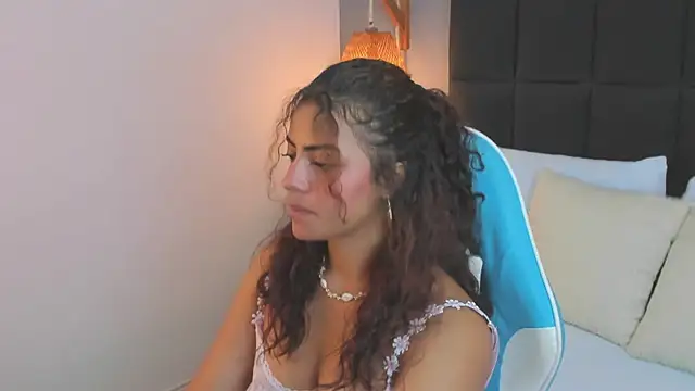 yaya23x online show from 02.15.25