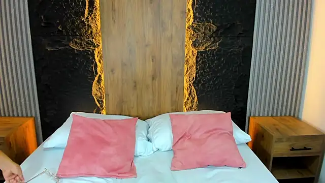 yaya23x online show from 03.15.25