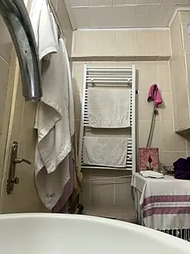 Snapshot of denizli18 chatting on 01.19.25 denizli18 online show from 01.19.25