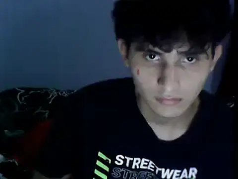 Snapshot of Charley_quin chatting on 12.15.24 Charley quin online show from 12.15.24