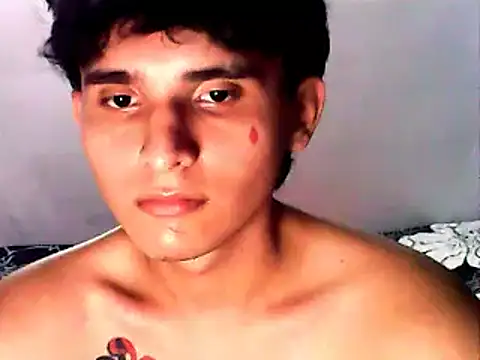 Snapshot of Charley_quin chatting on 02.01.25 Charley quin online show from 02.01.25