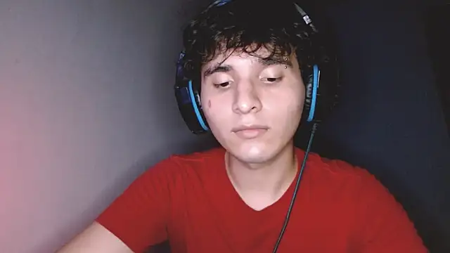 Snapshot of Charley_quin chatting on 10.10.25 Charley quin online show from 10.10.25