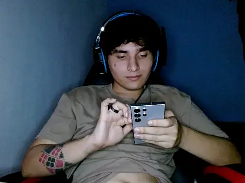 Snapshot of Charley_quin chatting on 02.27.26 Charley quin online show from 02.27.26