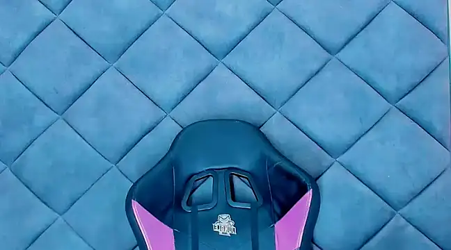 Nellyhills online show from 02.13.25