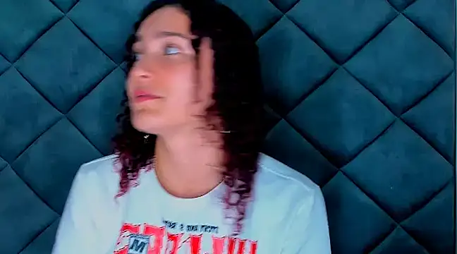 Nellyhills online show from 02.13.25