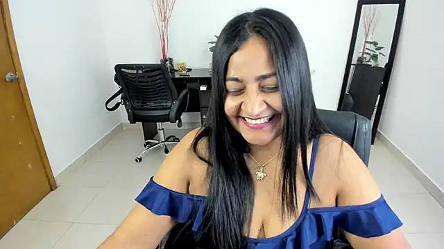 Adele Sweett online show from 03.10.25