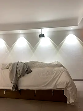 ChuChu1991 online show from 11.10.25