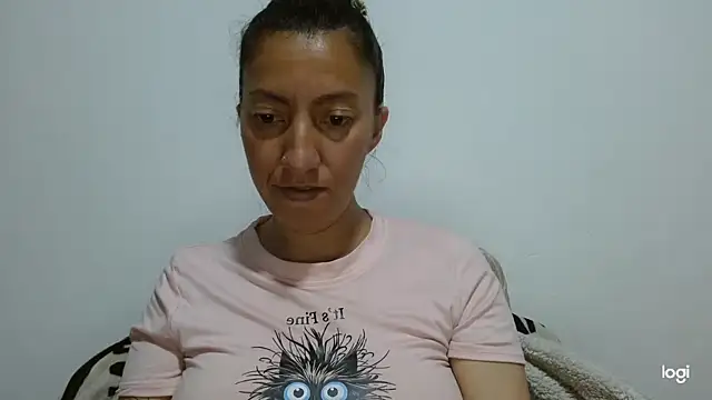 Snapshot of kaybabyhot chatting on 06.27.26 kaybabyhot online show from 06.27.26