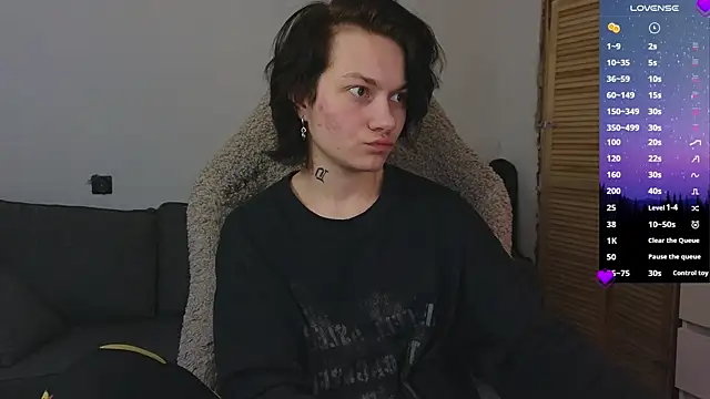 esajukyy online show from 04.11.26