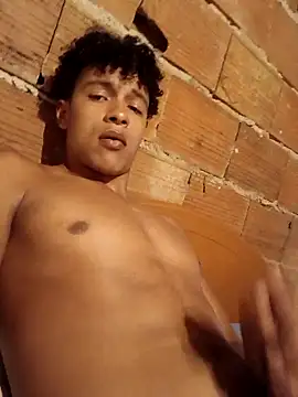 Snapshot of Black_Diamon_ chatting on 12.21.25 Black Diamon online show from 12.21.25