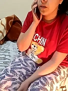 Snapshot of ShadiaStar chatting on 02.27.25 ShadiaStar online show from 02.27.25