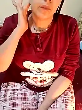 Snapshot of ShadiaStar chatting on 03.12.25 ShadiaStar online show from 03.12.25