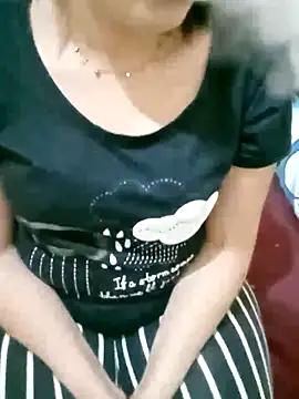 Snapshot of ShadiaStar chatting on 03.23.25 ShadiaStar online show from 03.23.25