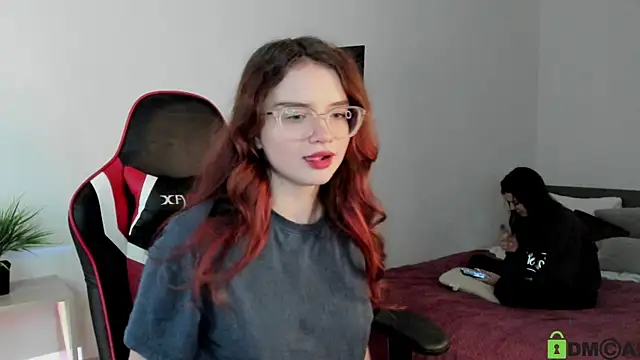 Snapshot of Sonya_Glen chatting on 01.19.25 Sonya Glen online show from 01.19.25