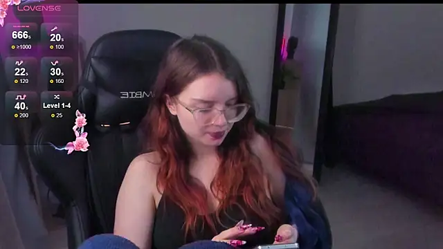 Snapshot of Sonya_Glen chatting on 02.26.25 Sonya Glen online show from 02.26.25