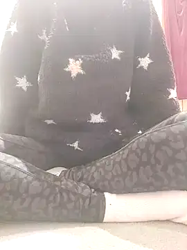 houy111111 online show from 12.04.25