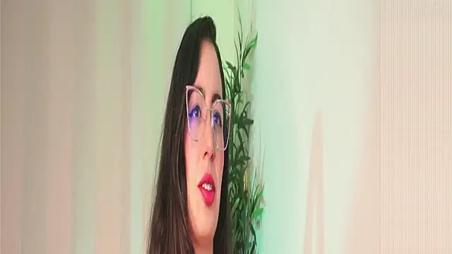 Snapshot of Kendal_Mosk chatting on 04.29.26 Kendal Mosk online show from 04.29.26