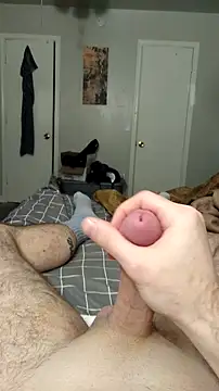 Snapshot of Meat2CumOn chatting on 12.17.24 Meat2CumOn online show from 12.17.24