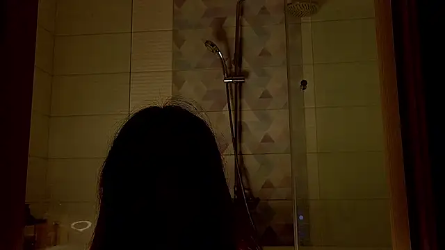 Snapshot of MissFreyaX chatting on 01.14.25 MissFreyaX online show from 01.14.25