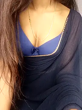 Snapshot of sexyriya_008 chatting on 09.28.25 sexyriya 008 online show from 09.28.25