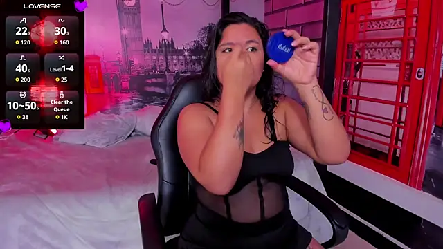 natasha adams22 online show from 11.14.25