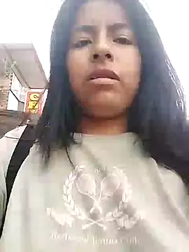 Snapshot of Danna-linyi chatting on 01.09.25 Danna-linyi online show from 01.09.25