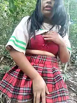 Snapshot of Danna-linyi chatting on 03.15.25 Danna-linyi online show from 03.15.25