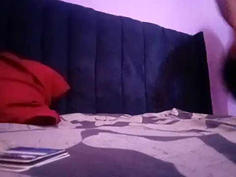 Snapshot of NudeDeen chatting on 12.03.25 NudeDeen online show from 12.03.25