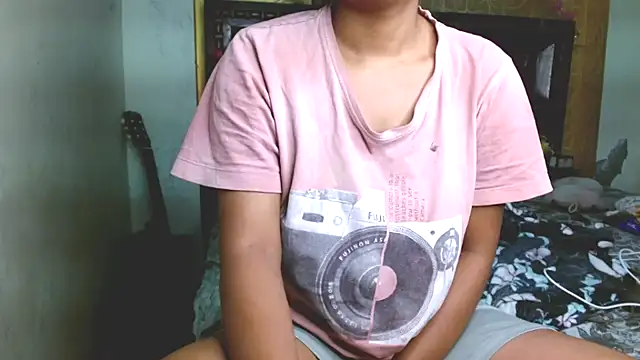 hinaa khan online show from 03.17.26