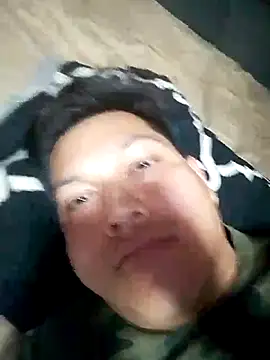 Snapshot of angeldeldiablo1592 chatting on 12.05.25 angeldeldiablo1592 online show from 12.05.25