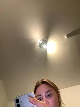 Snapshot of CherryEmmy chatting on 09.26.25 CherryEmmy online show from 09.26.25