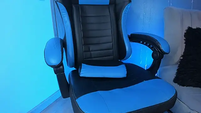 slutty venus online show from 03.04.25