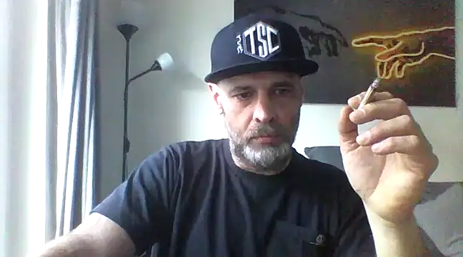 Avamereandmikel online show from 02.26.25