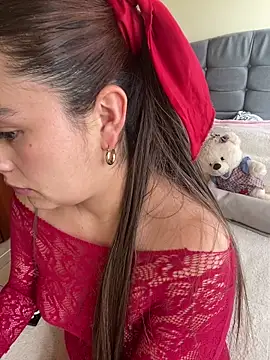 Gabriela-Parker  online show from 09.15.25