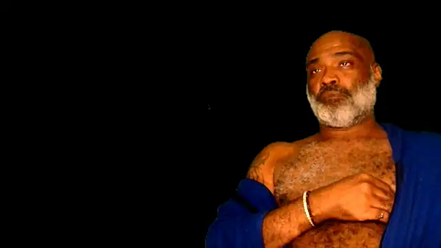 Snapshot of sinnernoir chatting on 01.17.25 sinnernoir online show from 01.17.25