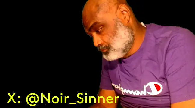 Snapshot of sinnernoir chatting on 01.20.25 sinnernoir online show from 01.20.25