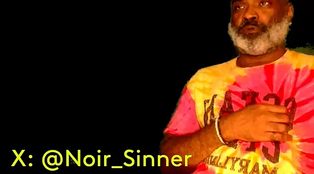 Snapshot of sinnernoir chatting on 01.31.25 sinnernoir online show from 01.31.25