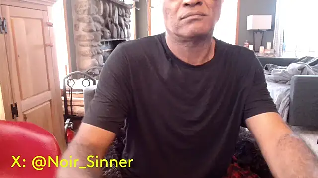 Snapshot of sinnernoir chatting on 09.30.25 sinnernoir online show from 09.30.25