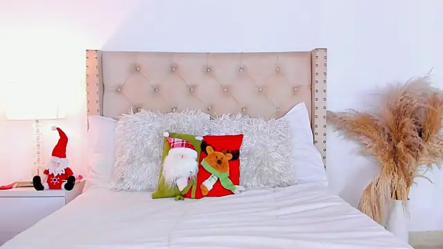 marilynrossy online show from 12.17.24